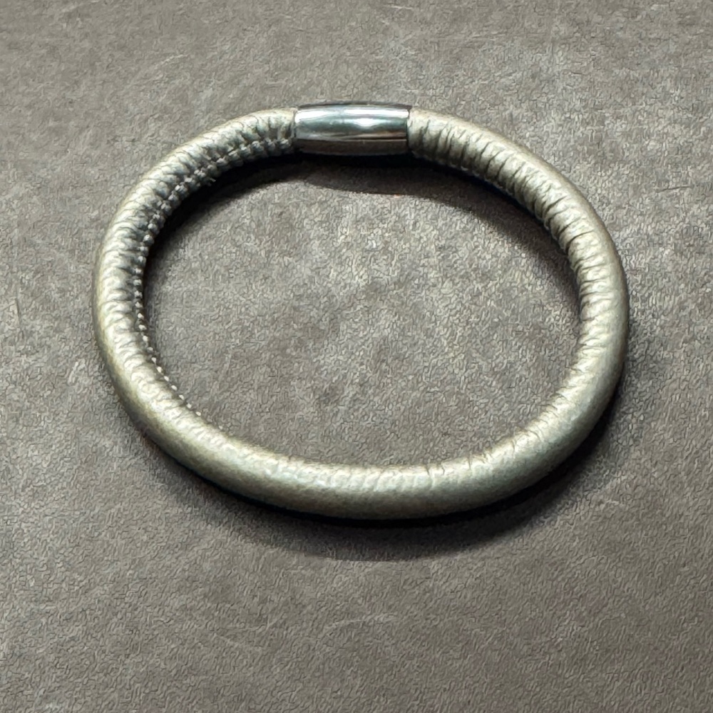 Brighton Gold or Pewter Leather Bracelet